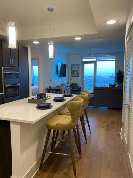 Medcenter Vacation Glasspad Skyline Views, 1 Free Prking Spot, Sleeps 4, Ask For Rental Car Option Houston Exterior foto